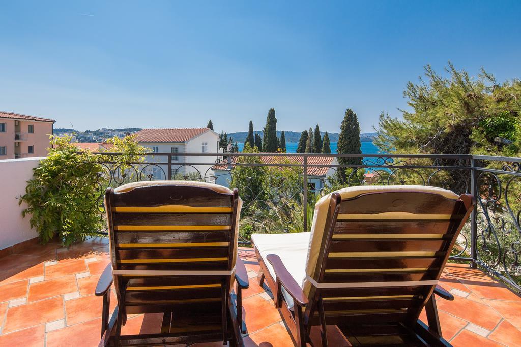 Villa Em Trogir Luaran gambar